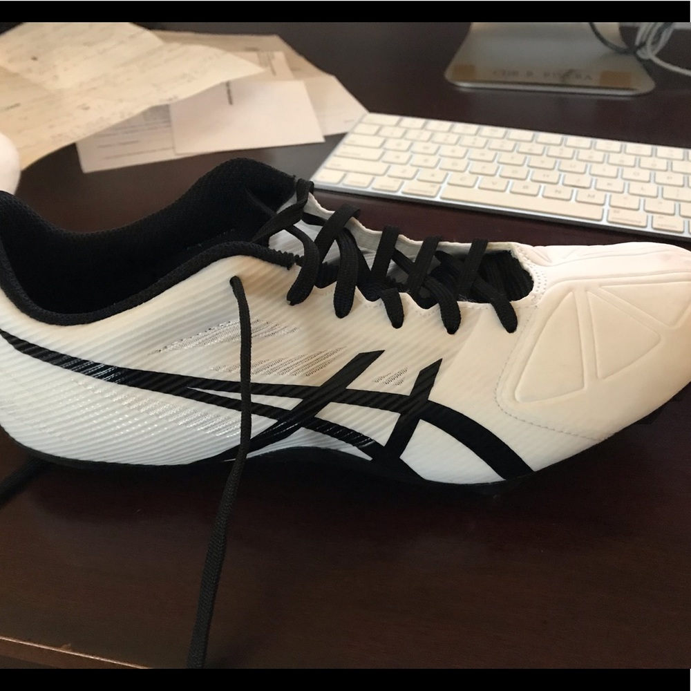 ASICS track and field men’s